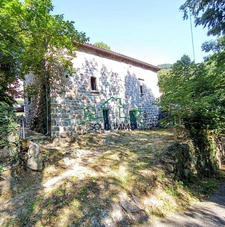 Superbe maison en pierre   Labastide sur Besorgues