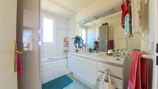 Maison familiale Kaufman & Broad  8 pièces  158 m² Carrez (194 m² au sol)  Terrain 979 m²  Puiseux en France  575 000