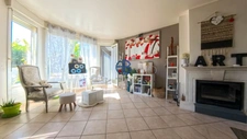 Maison familiale Kaufman & Broad  8 pièces  158 m² Carrez (194 m² au sol)  Terrain 979 m²  Puiseux en France  575 000