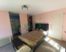 Maison Traditionnelle rénovée de 71 m2 avec Bâtisse attenant