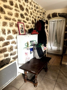 Maison Traditionnelle rénovée de 71 m2 avec Bâtisse attenant