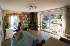 Maison Traditionnelle rénovée de 71 m2 avec Bâtisse attenant