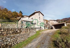 Maison Traditionnelle rénovée de 71 m2 avec 13500 m2 de terr