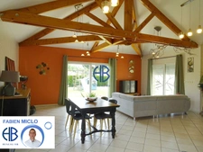 Maison Doissin 5 pièce(s) 151 m2