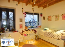 Maison 7 pièce(s) 215 m2