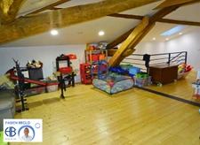 Maison 7 pièce(s) 215 m2