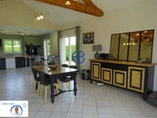 Maison Doissin 5 pièce(s) 151 m2
