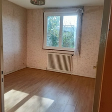 MAISON A RENOVER SUR BELLE PARCELLE