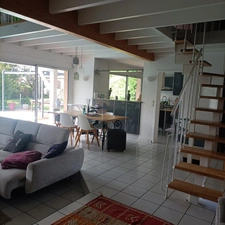 ELEGANTE MAISON CONTEMPORAINE 