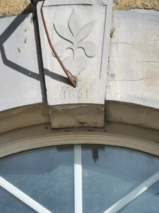 Ancien corps de ferme avec maison bigourdane + 9ha