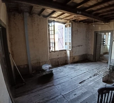 Ancien corps de ferme avec maison bigourdane + 9ha