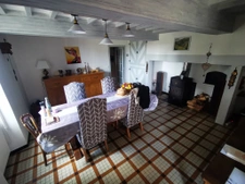 Maison en campagne, dans un superbe cadre et proche de Marci
