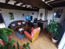 Maison en campagne, dans un superbe cadre et proche de Marci