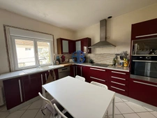 Villa Traditionnelle aux Volumes Généreux - Secteur Beaurepaire