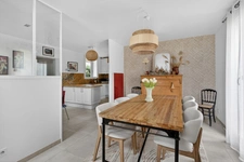 Maison récente de 254 m2 sur grand terrain de 1800 m2 7