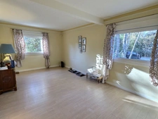 Vaucresson ? Limite Garches Appartement familial 112m² ? 5 pièces  ? Terrasse ? Box ? Chambre de service 8