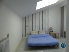 Ensemble immobilier de 2 logements dont 1 à finir de rénover