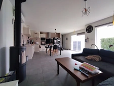 Récent plain pied de  3 chambres en impasse à Sainte Florenc