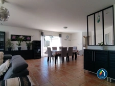 Spacieuse maison familiale avec piscine