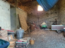 Longère avec dépendances à rénover aux Essarts 