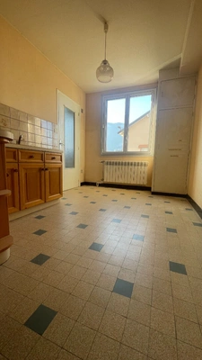 Appartement Fontaine 2 pièce(s)  lumineux avec balcon