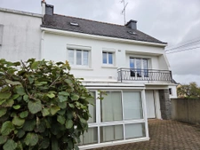 MAISON FAMILIALE 4 CHAMBRES AVEC JARDIN CLOS PONTIVY (56) BR