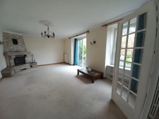 MAISON EN PIERRE A VENDRE 4 CHAMBRES DANS UN HAMEAU EN BRETA