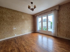 MAISON FAMILIALE 4 CHAMBRES AVEC JARDIN CLOS PONTIVY (56) BR