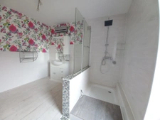 MAISON EN PIERRE A VENDRE 4 CHAMBRES DANS UN HAMEAU EN BRETA