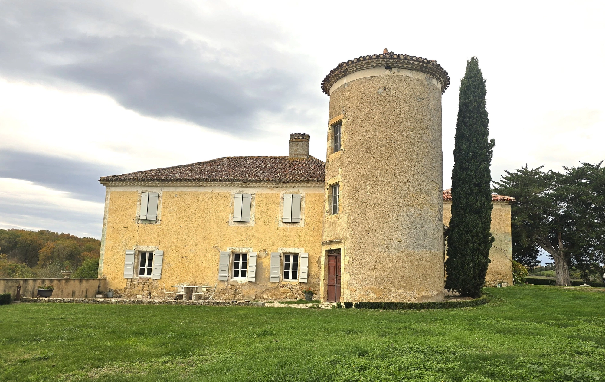 Maison 9 pièces 290 m² · à Auch · 290 m² · 945 000 €