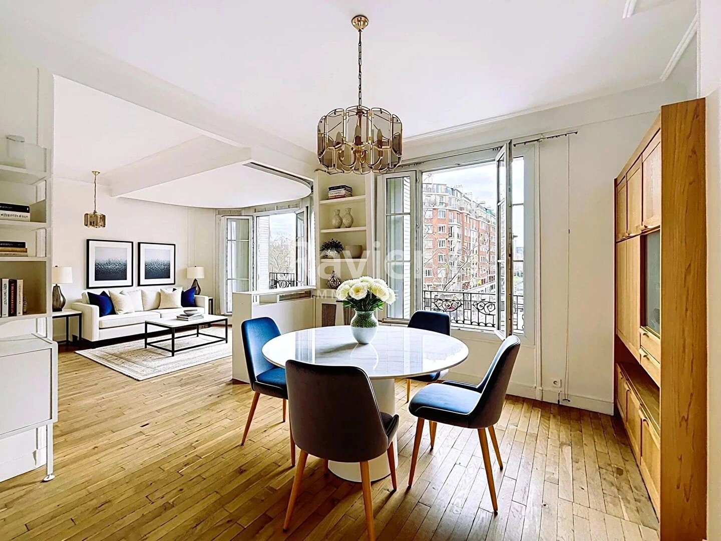 Appartement 4 pièces 98 m² · à Paris · 98 m² · 719 000 €