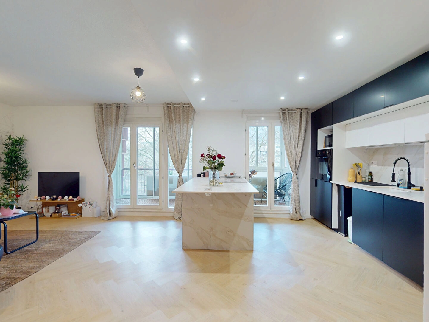 Appartement 4 pièces 81 m² · à Grenoble · 81 m² · 220 000 €