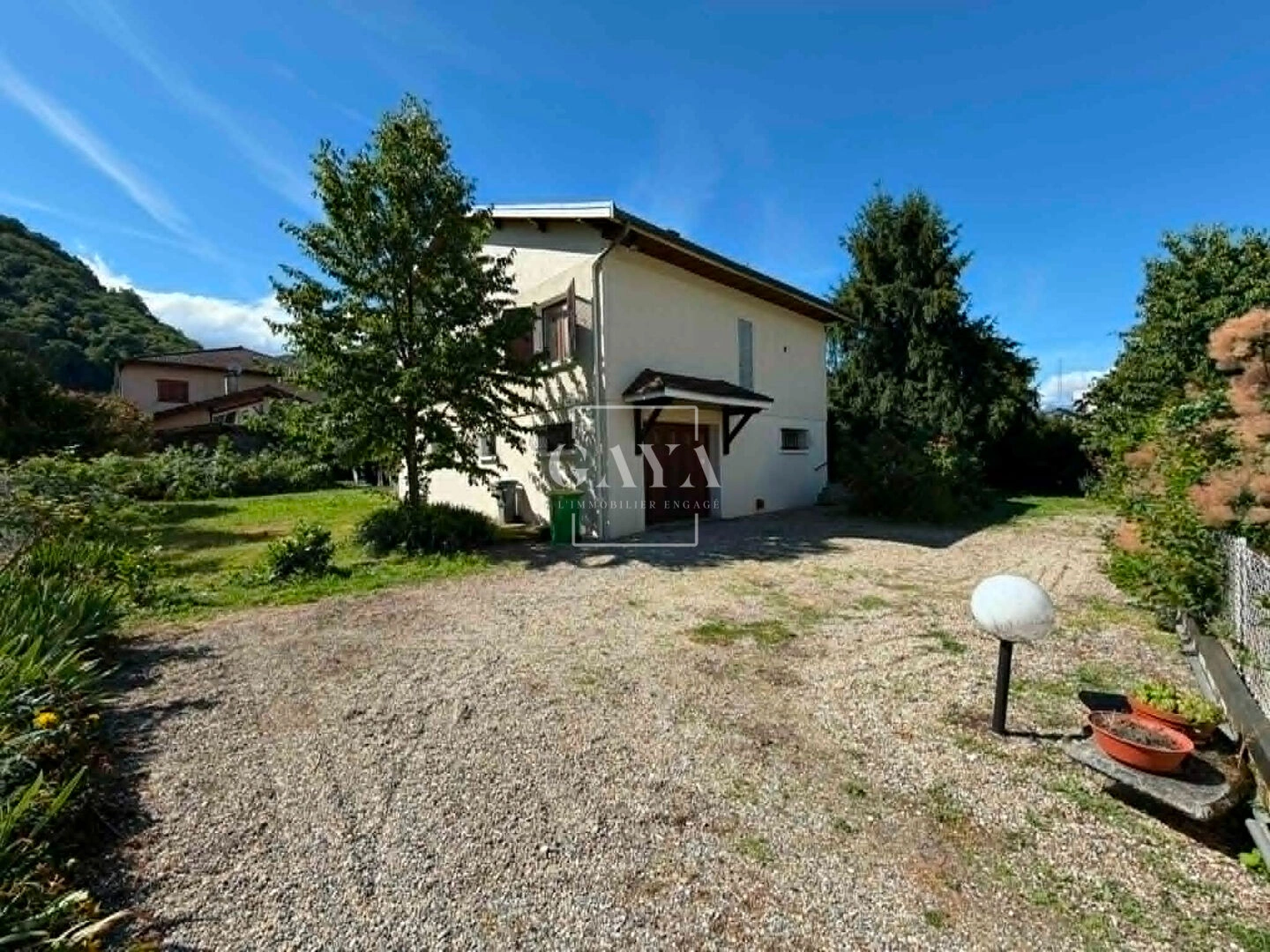 Maison 6 pièces 135 m² · à Domene · 135 m² · 555 000 €