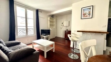 PARIS 8 - Avenue Montaigne 3