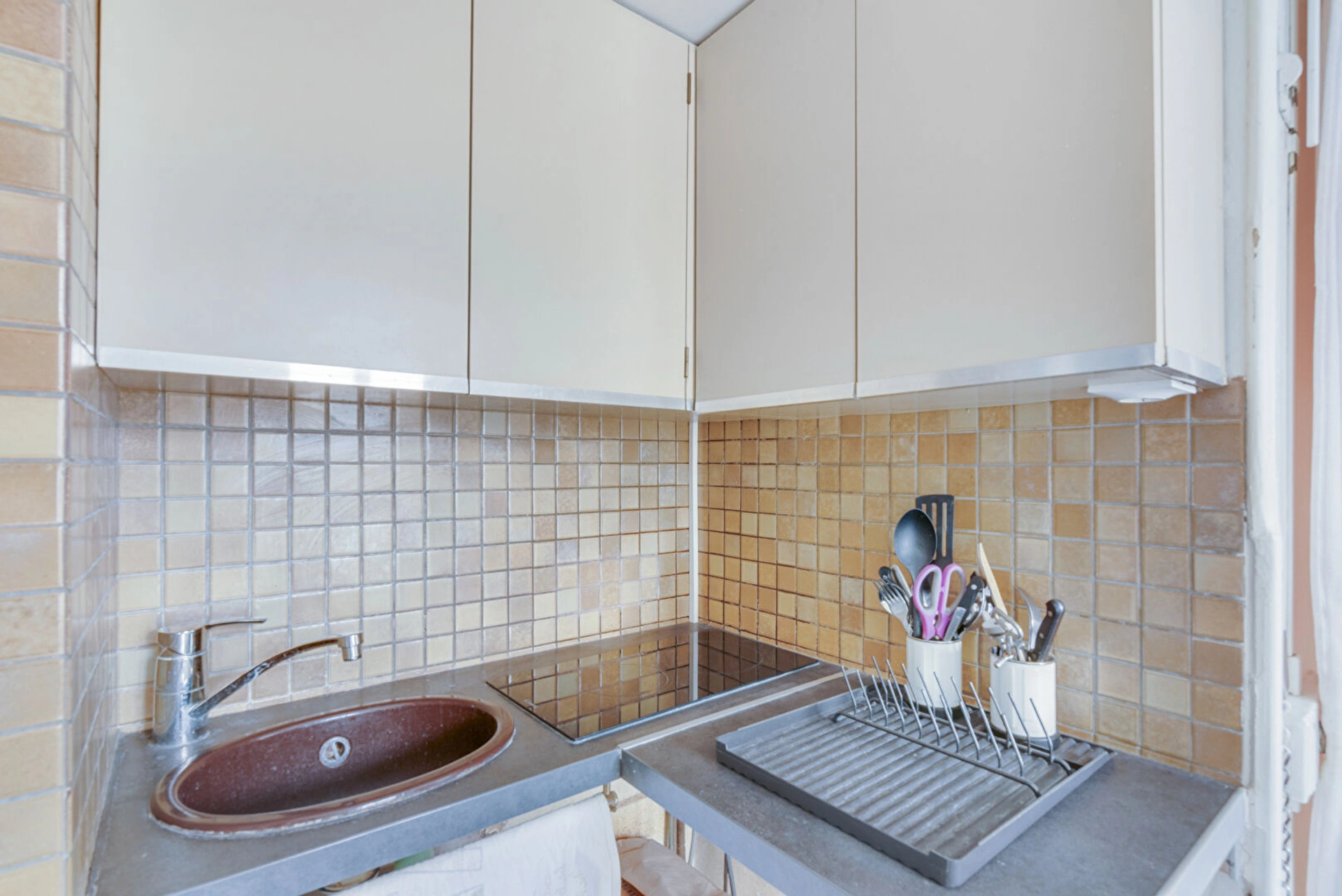 EXCLUSIVITÉ FRÉDELION - Appartement  1 pièce(s) 10.52 m2 4