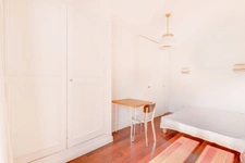 PARIS X - VILLAGE SAINT MARTIN 9