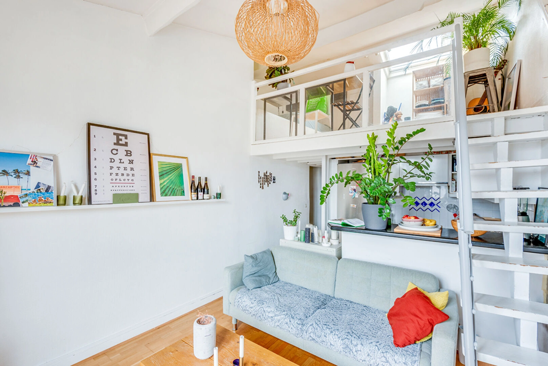 FAUBOURG SAINT DENIS, Duplex 2/3 pieces - 52m² BALCON 3