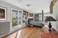 PARIS 19 - Porte des Lilas 7