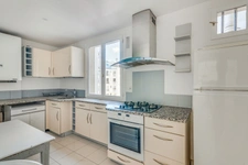 PARIS 10 - LOUIS BLANC 11