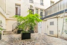 FAUBOURG SAINT DENIS, Duplex 2/3 pieces - 50m² BALCON 9