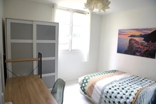 CRÉTEIL - Rue de Bretagne 6