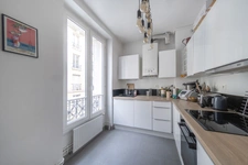 PARIS 15 - COMMERCE 4