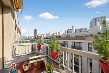 PARIS 15 - VOLONTAIRES 8