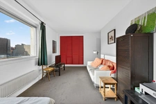 PARIS 15 - VOLONTAIRES 5