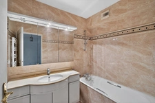 4 PIECES - SEVRES LECOURBE 7