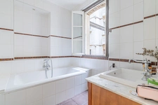 PARIS 15E - COMMERCE 13