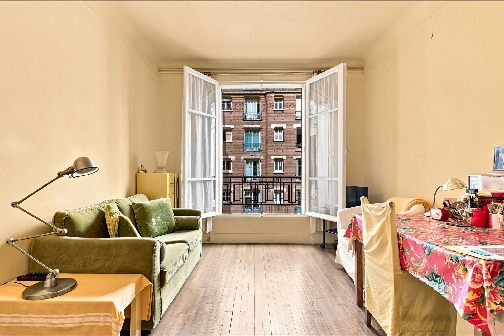 Appartement 2 pièces 42 m² · à Paris · 42 m² · 415 000 €