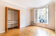 PARIS 15E - COMMERCE 2