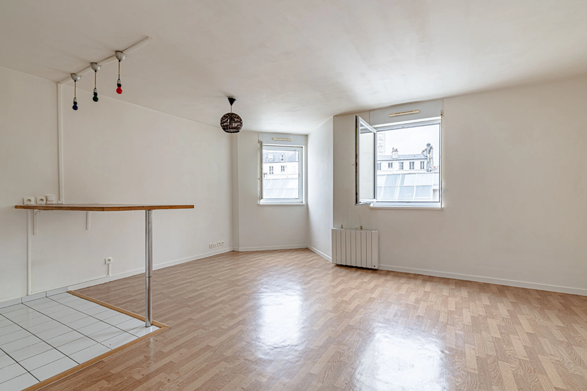 Appartement  1 pièce(s) 34 m2 _ BASSIN DE LA VILLETTE 2