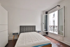 PARIS 15E - SAINT CHARLES 4